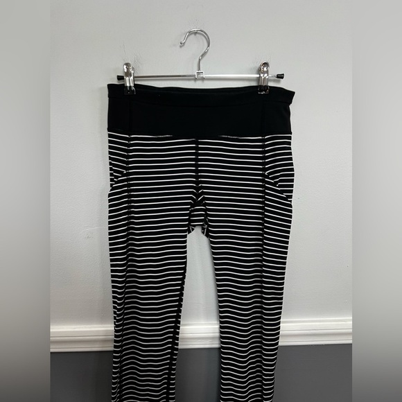 Lululemon Speed Tight II Parallel Stripe Black & White Luxtreme Leggings 28in 6 - Picture 3 of 7